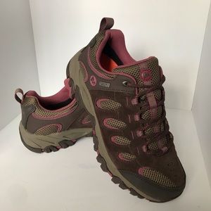 NWOT Merrell Ridgepass Hiking Shoes
